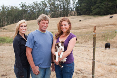 Gary Thornton and his daughters at Thornton Ranch. (Photo by Paige Green)